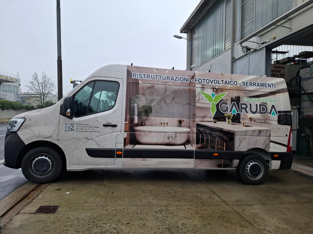 Automezzo decorato, fotografia presente sul sito Truck Graphic