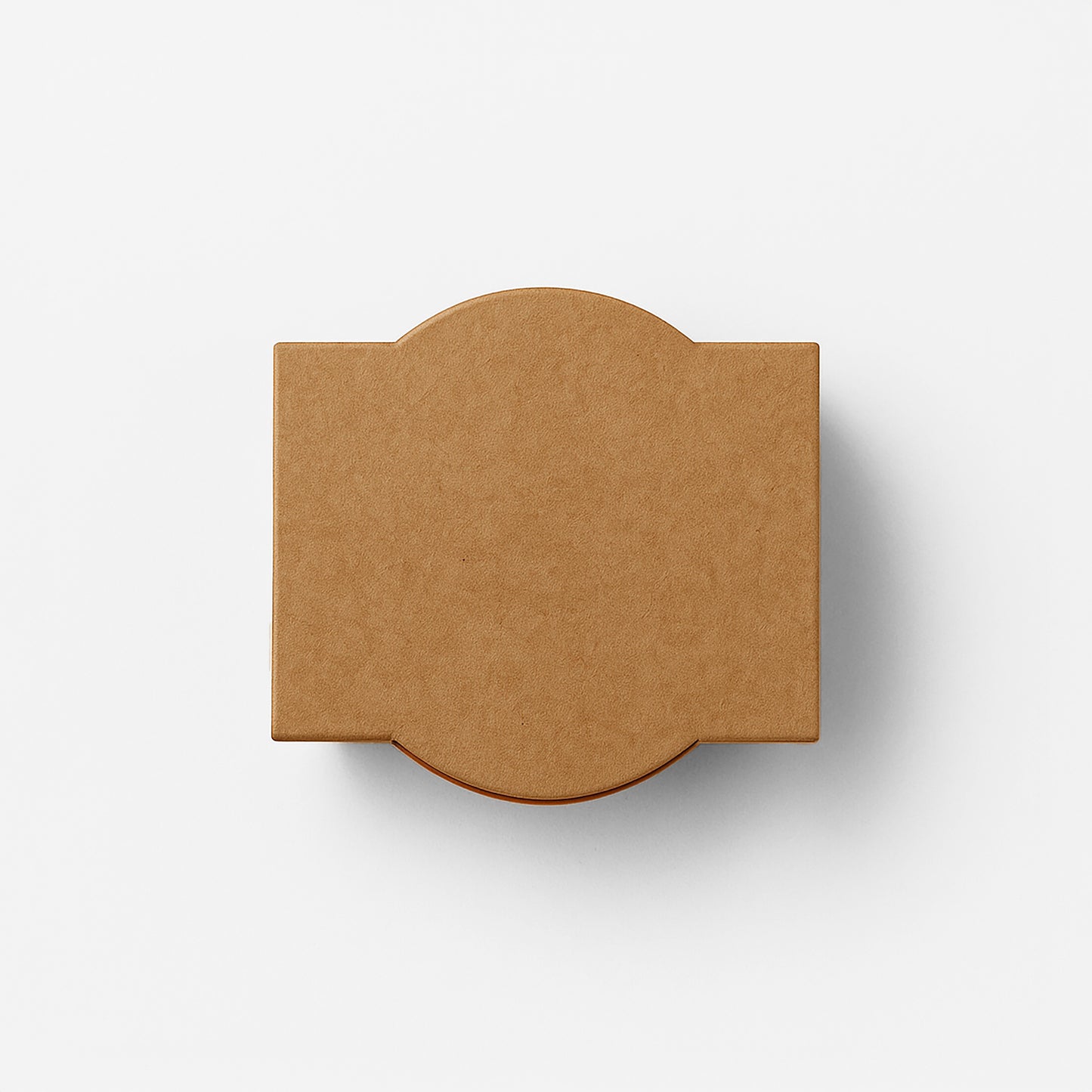 Vasetto in terracotta naturale con torba e capsula biodegradabile contenente semi